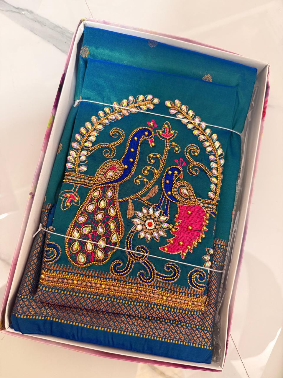 Kalanjali Paithani — gallery