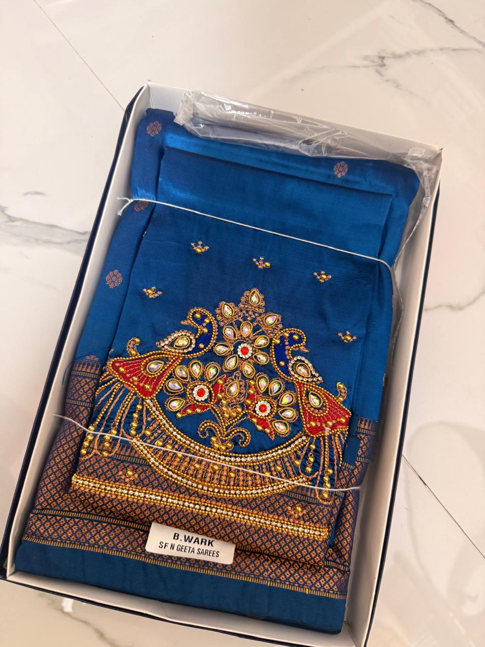 Kalanjali Paithani — gallery
